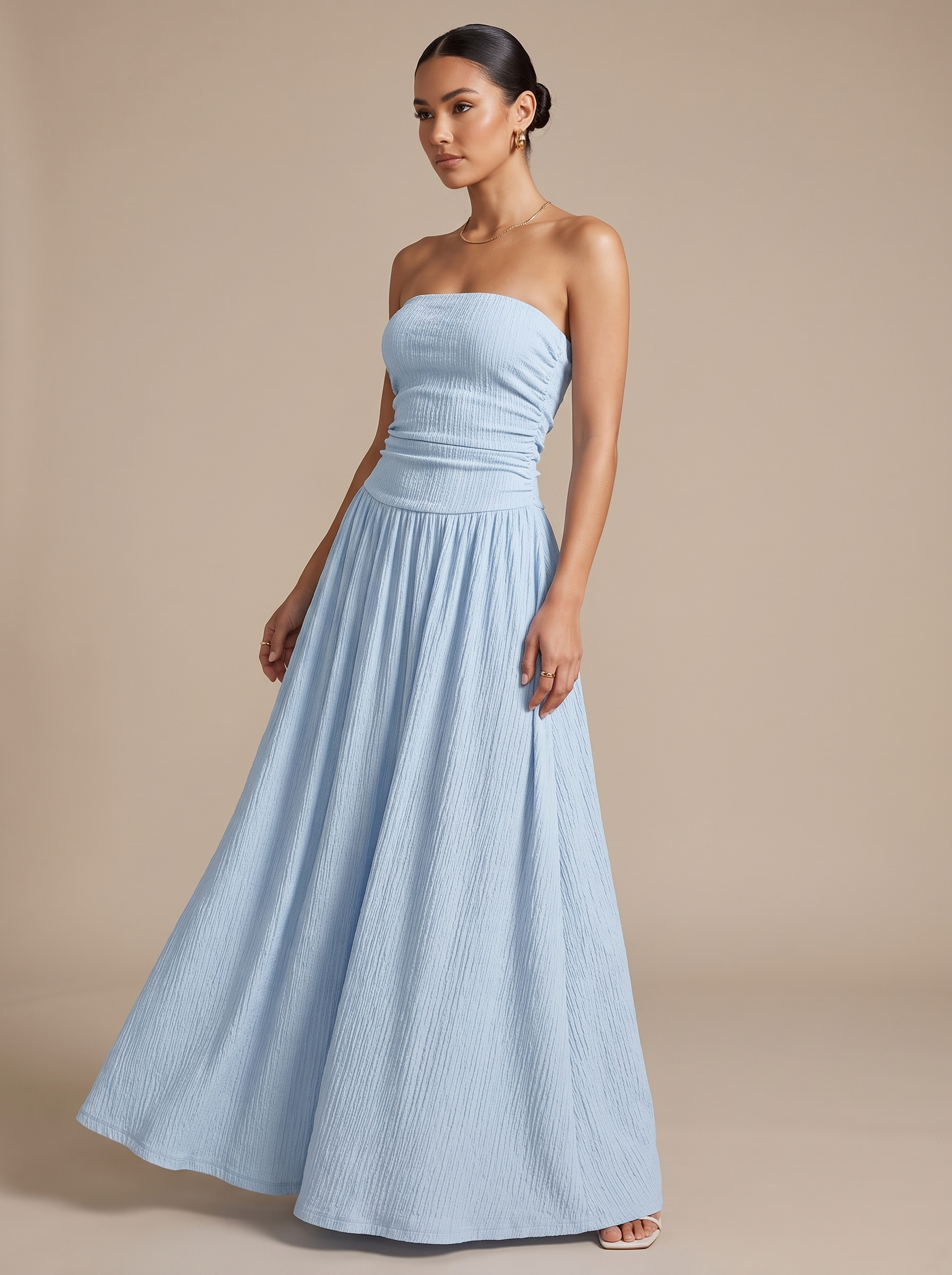 Robe longue plissée